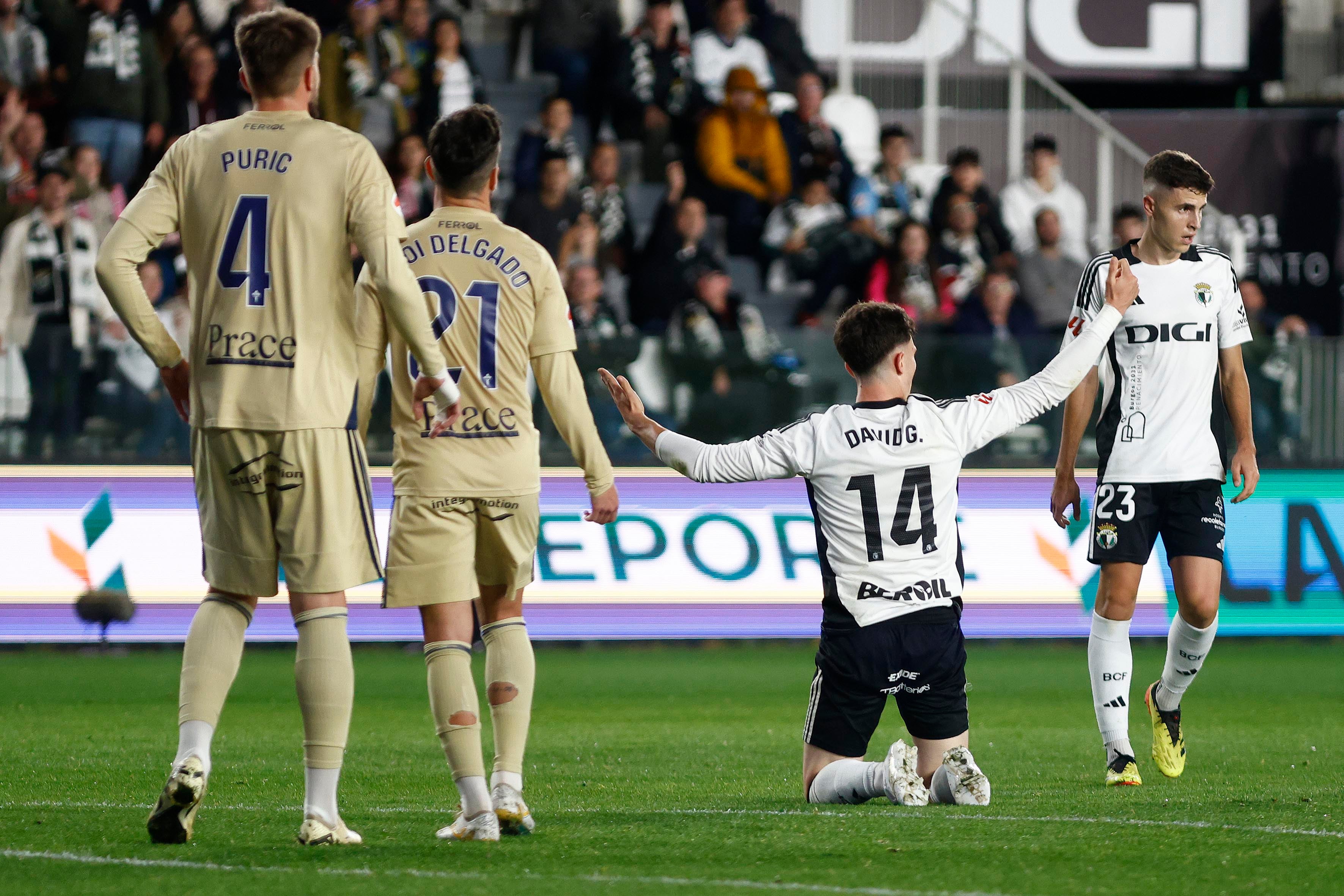 Así ha sido, en imágenes, el empate del Burgos CF y el Recing de Ferrol