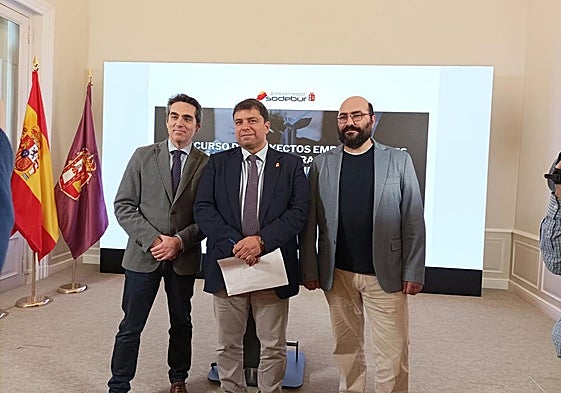 Presentación del primer concurso de proyectos empresariales.
