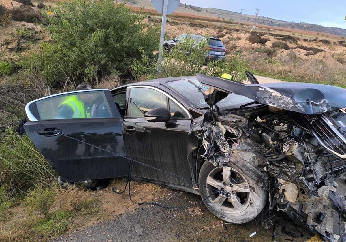 Estado de un coche tras uno de los últimos accidentes ocurridos en la N-122.