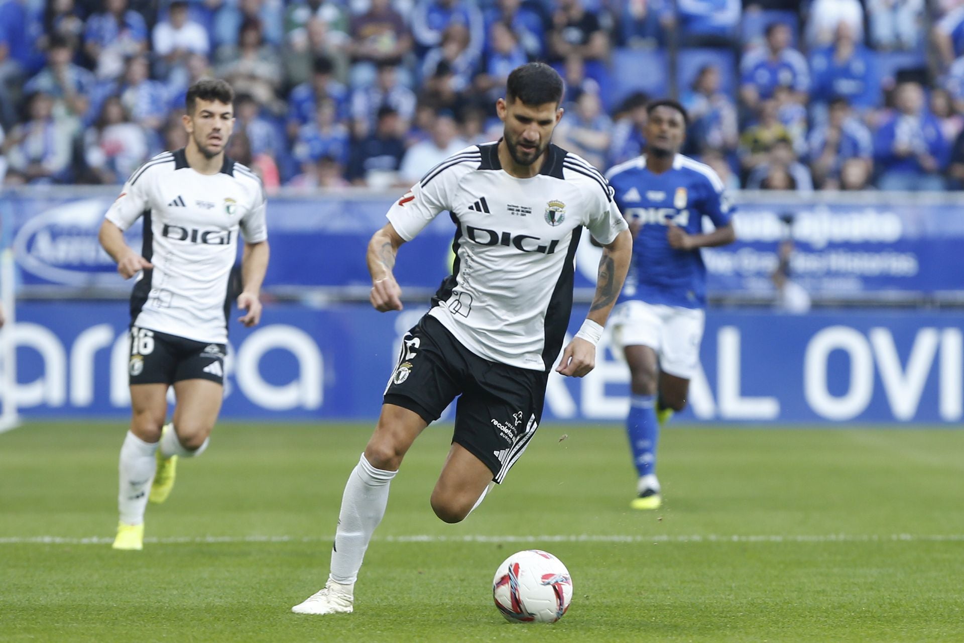 Todas las imágenes del Real Oviedo -Burgos CF