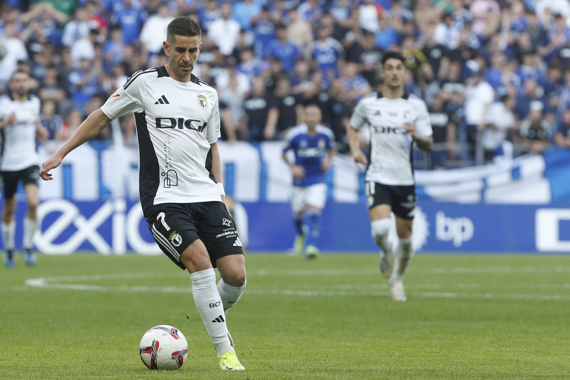 Todas las imágenes del Real Oviedo -Burgos CF