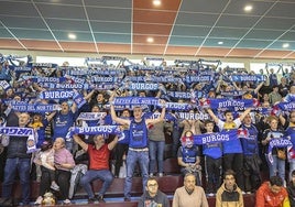 Afición del San Pablo Burgos en Zamora