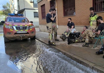 Bomberos de Burgos en Paiporta: «Es un caos absoluto pero nuestra prioridad son las víctimas»