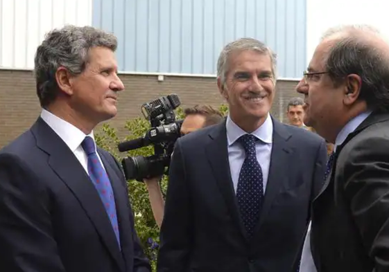 Franciso y Jon Riberas con Juan Vicente Herrera durante los actos del 50 aniversario de Gonvarri en 2017