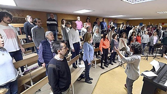 Dos corales de Castilla y León protagonizan un fin de semana musical en Burgos
