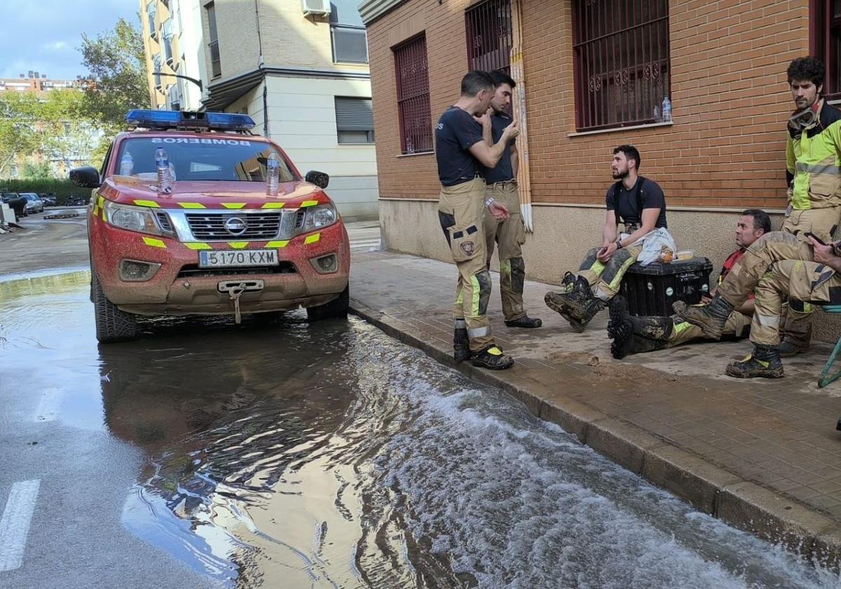 Bomberos de Burgos en Valencia.