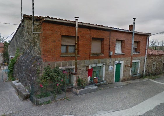 Casa que se subasta en La Gallega, Burgos.