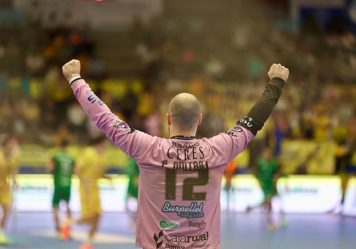 Pau Guitart sostuvo a su equipo en los momentos más complicados.