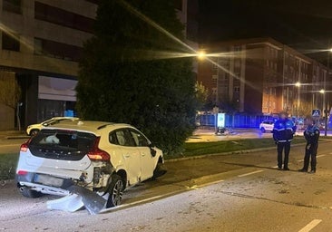 Herido al chocar con su coche en una rotonda de Burgos mientras conducía borracho