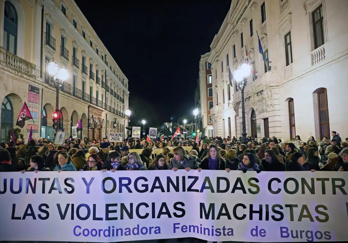 Cabeza de la manifestación de Burgos contra las violencias machistas.