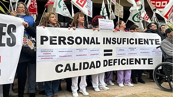 Los trabajadores de la Residencia de Mayores de Miranda de Ebro denuncian la falta de personal
