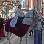 El Obispillo recorre Burgos y pide que los niños sean iguales sin importar su origen