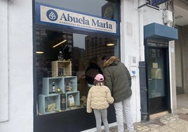 Exterior de la tienda Abuela María de Burgos