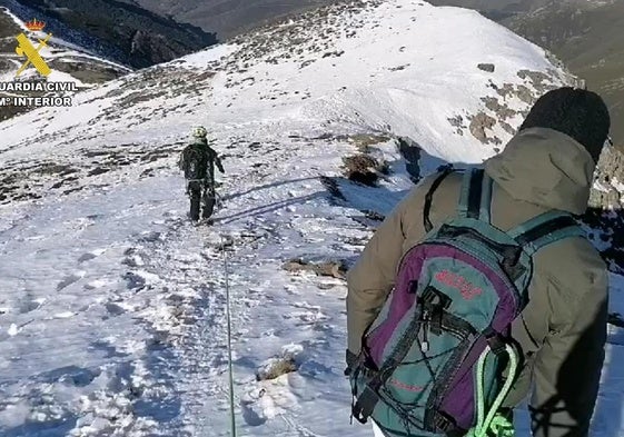 Rescate a un padre y un hijo burgaleses en el Pico San Lorenzo.