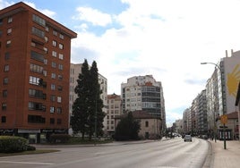 Imagen de archivo de algunos edificios de la calle Vitoria de Burgos.