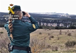 Operativo de la Guardia Civil de Burgos para localizar a la joven desaparecida en Orbaneja del Castillo.