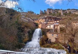 Vista de Orbaneja del Castillo.