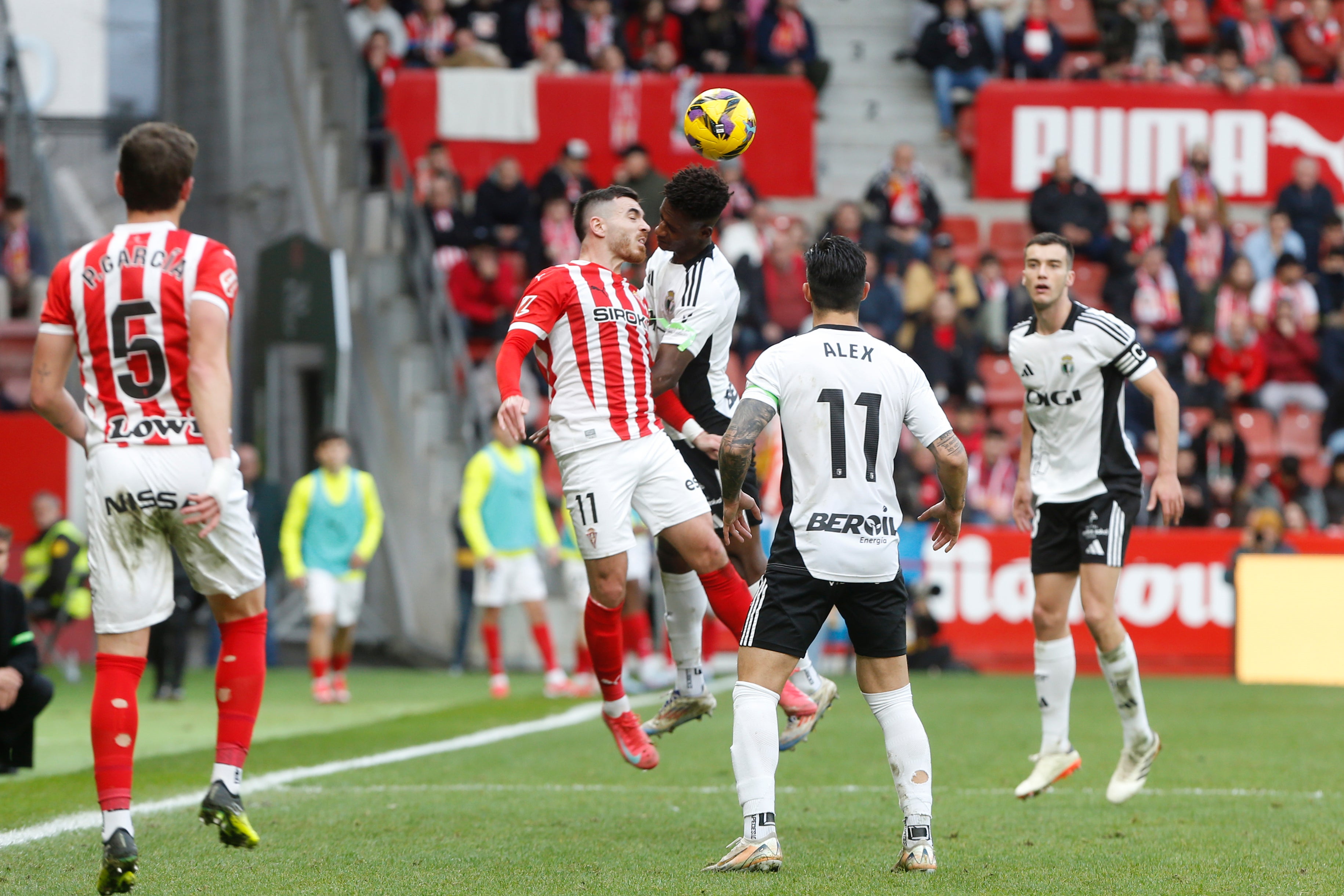 Así ha sido, en imágenes, la derrota del Burgos CF en Gijón