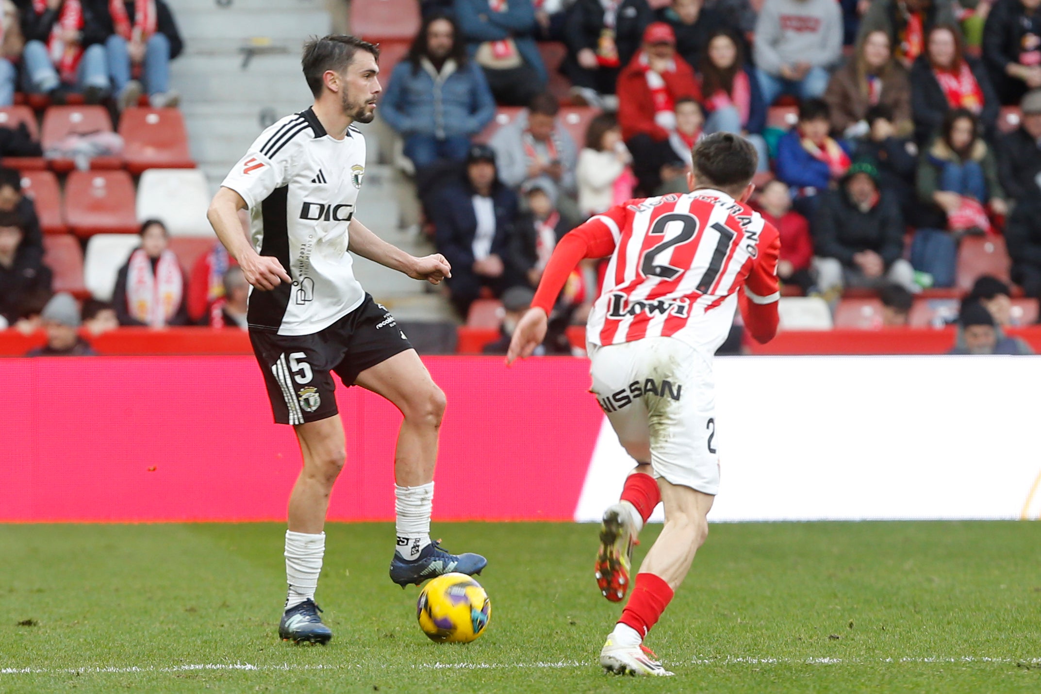 Así ha sido, en imágenes, la derrota del Burgos CF en Gijón