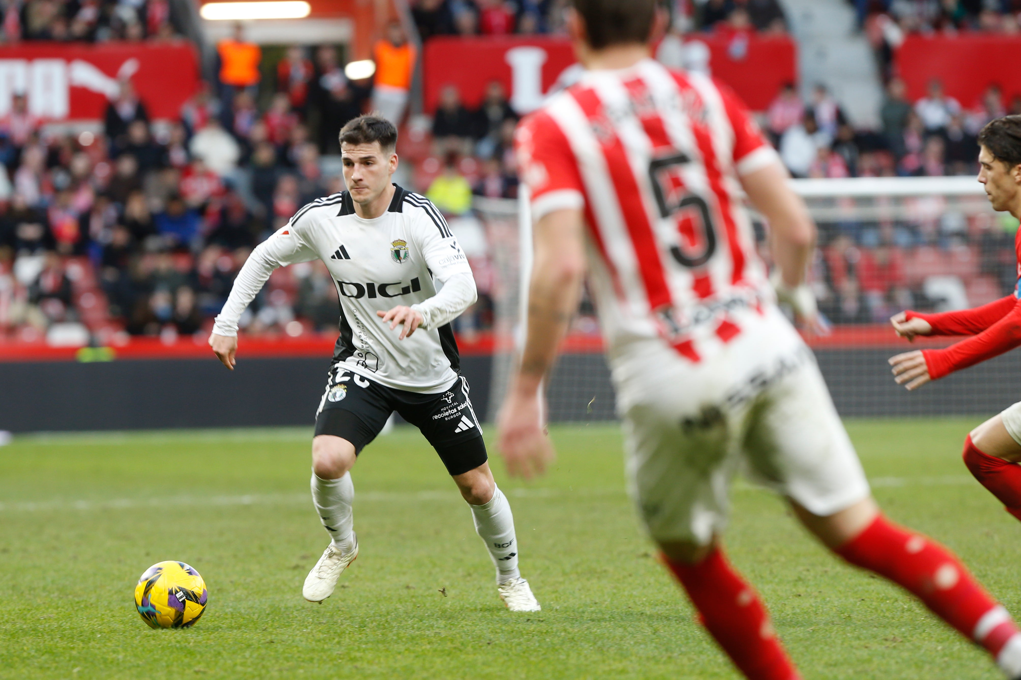 Así ha sido, en imágenes, la derrota del Burgos CF en Gijón
