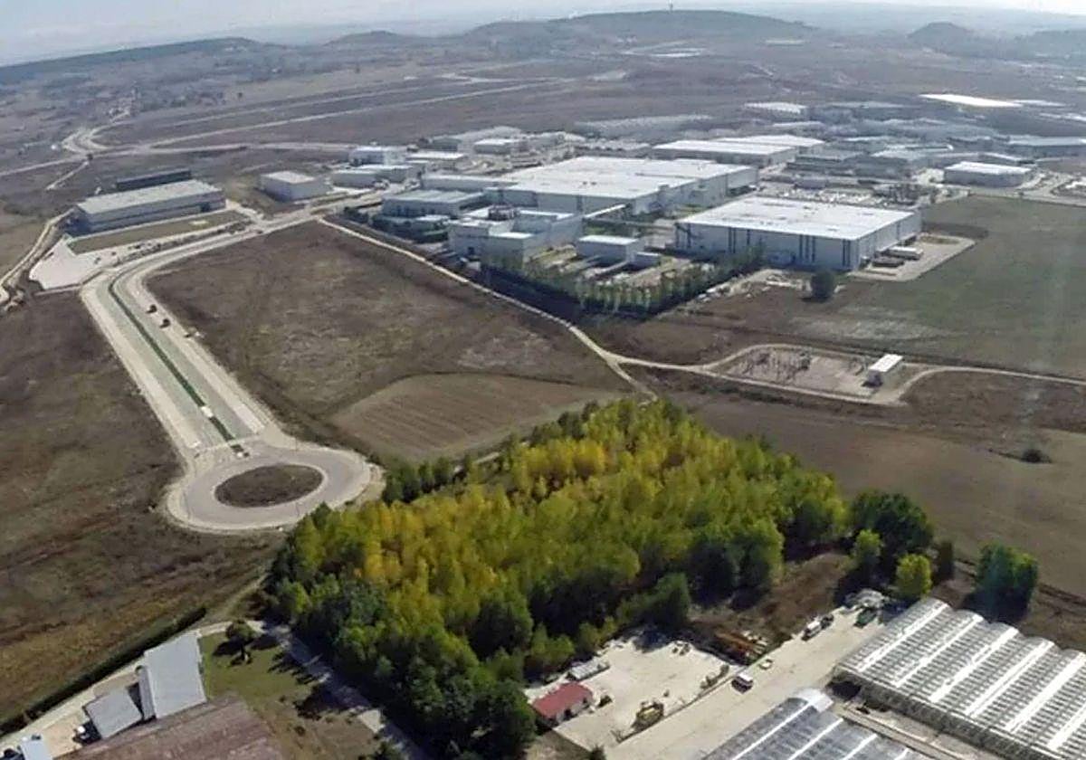 Imagen aérea de la última ampliación del polígono industrial de Villalonquéjar.