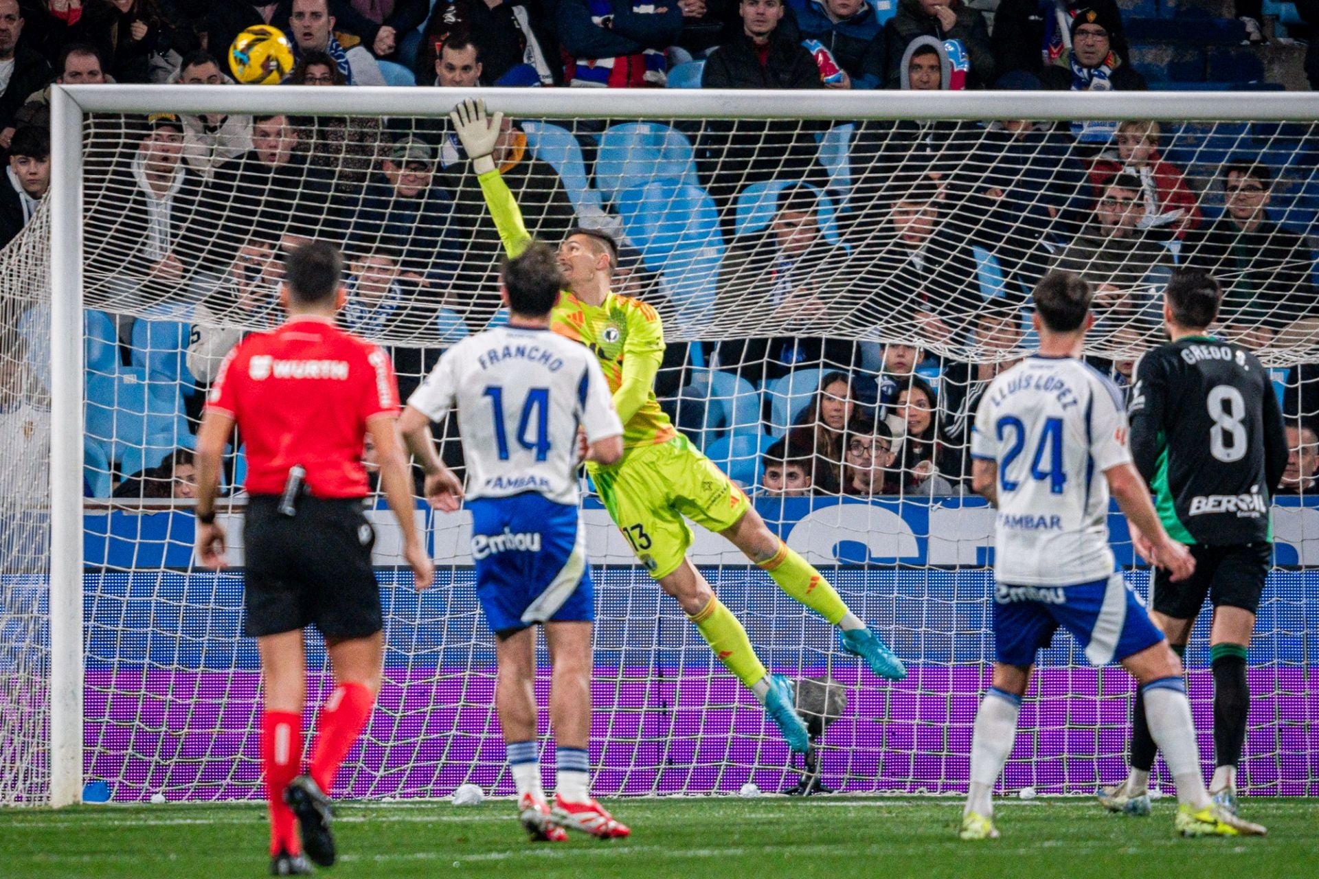 Las imágenes del encuentro entre el Real Zaragoza y del Burgos CF