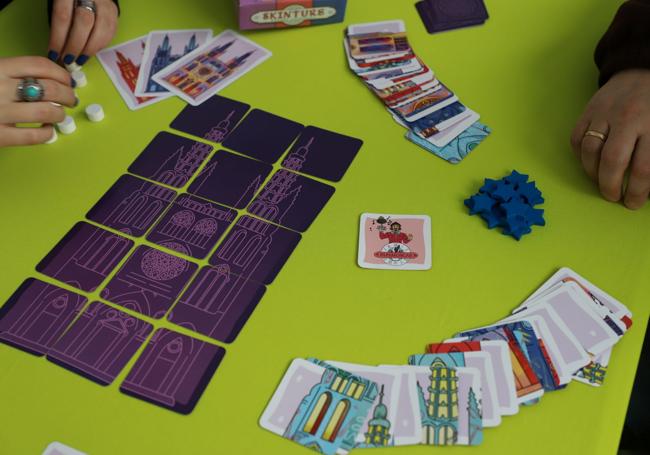 Así son los materiales del juego 'Skinture'.