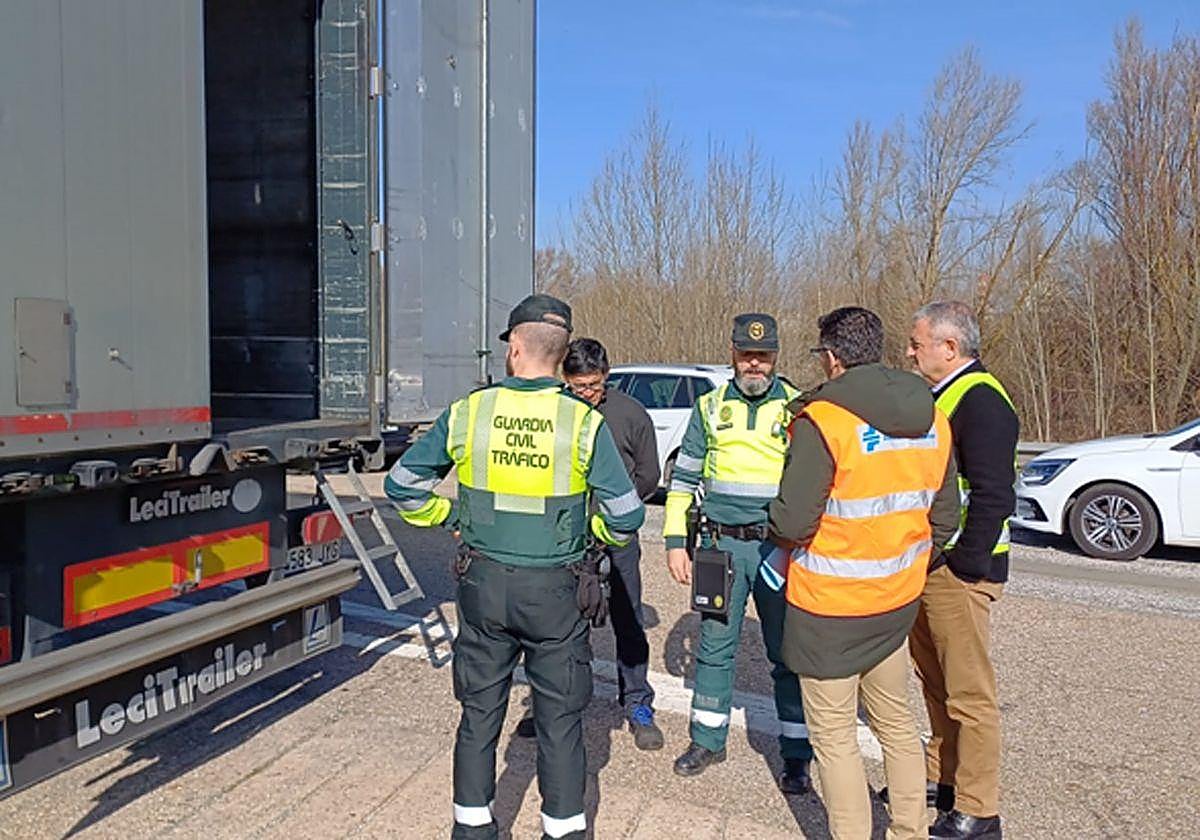 Campaña de control de autobuses y camiones.