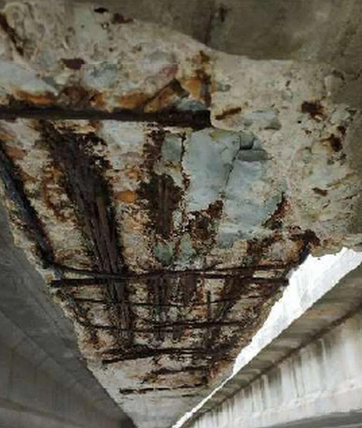 Imagen secundaria 2 - Estado del puente de Alcalde Martín Cobos.