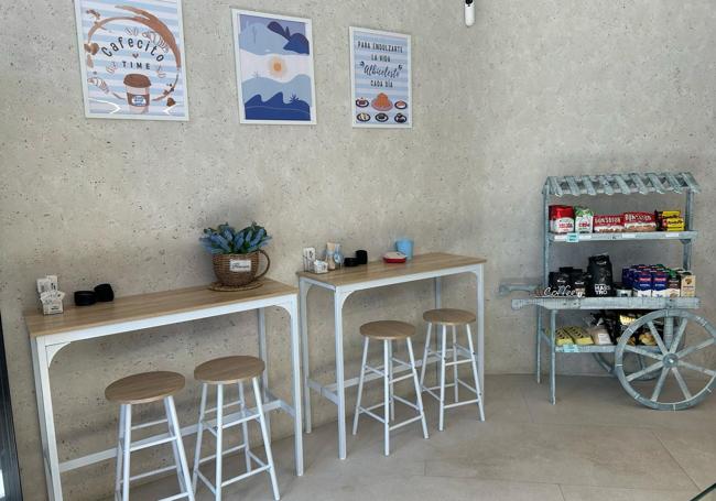 Interior del local burgalés AlbiCeleste