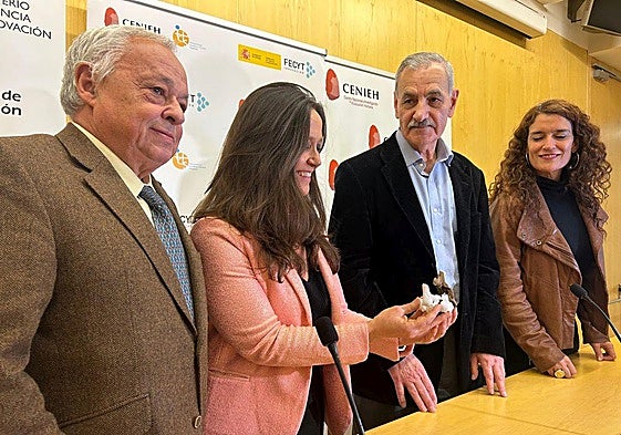 Presentación del estudio publicado en 'Nature' y de la pieza hallada.