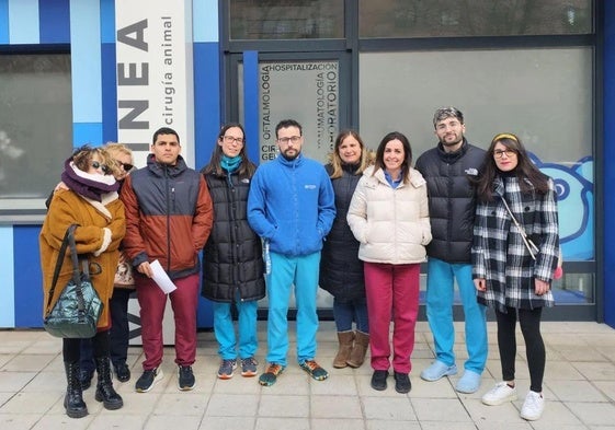 Veterinarios y usarios de la clínica Veterinea en protestas anteriores