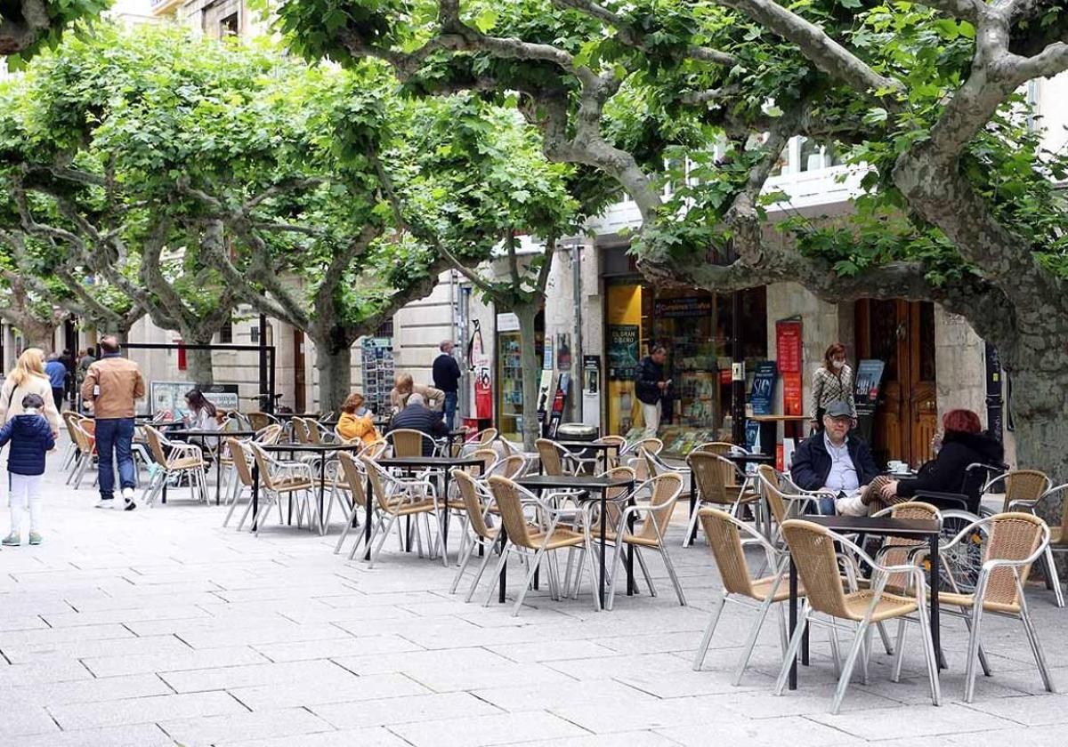 La hostelería de Burgos se rebela ante el Ayuntamiento por la ordenanza de terrazas