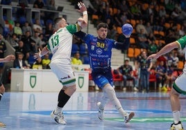 Instante del partido entre Anaitasuna y Villa de Aranda.