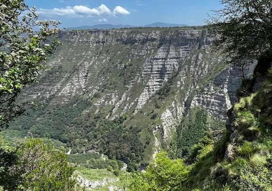 Vista de un de los barrancos de Monte Santiago.