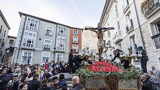 La procesión del Santísimo Cristo de Burgos, en imágenes