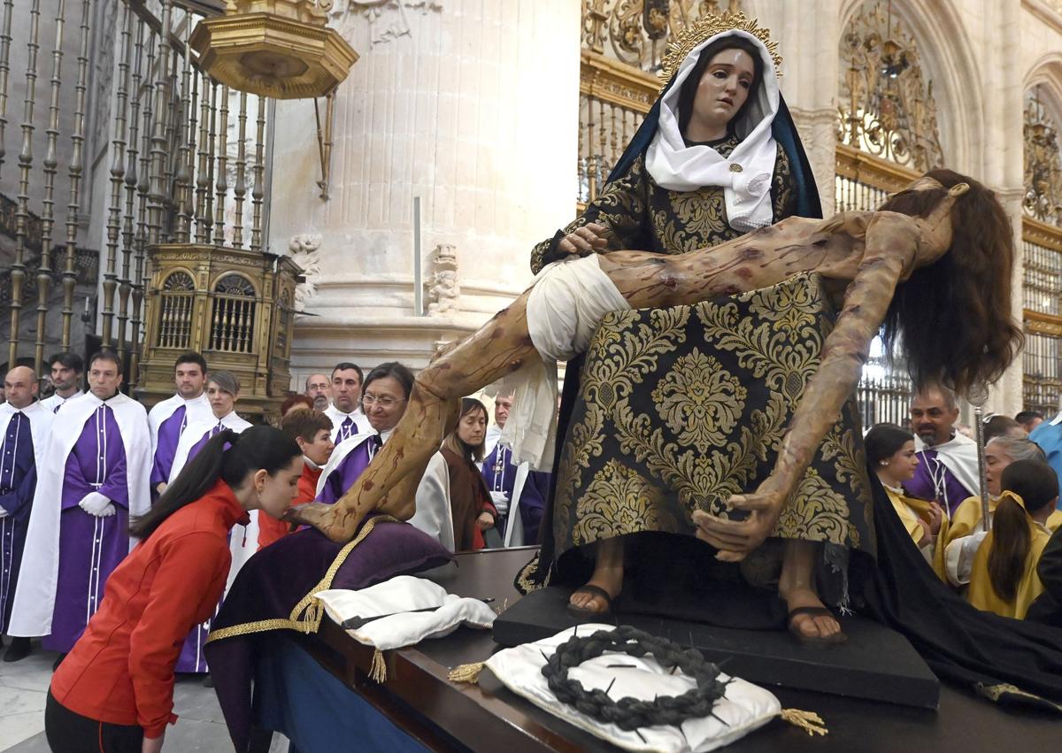Imagen secundaria 1 - El Desenclavo en el interior de la Catedral de Burgos.