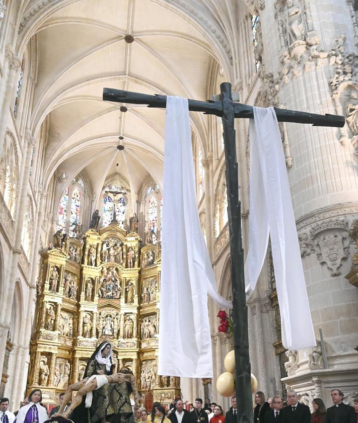 Imagen secundaria 2 - El Desenclavo en el interior de la Catedral de Burgos.