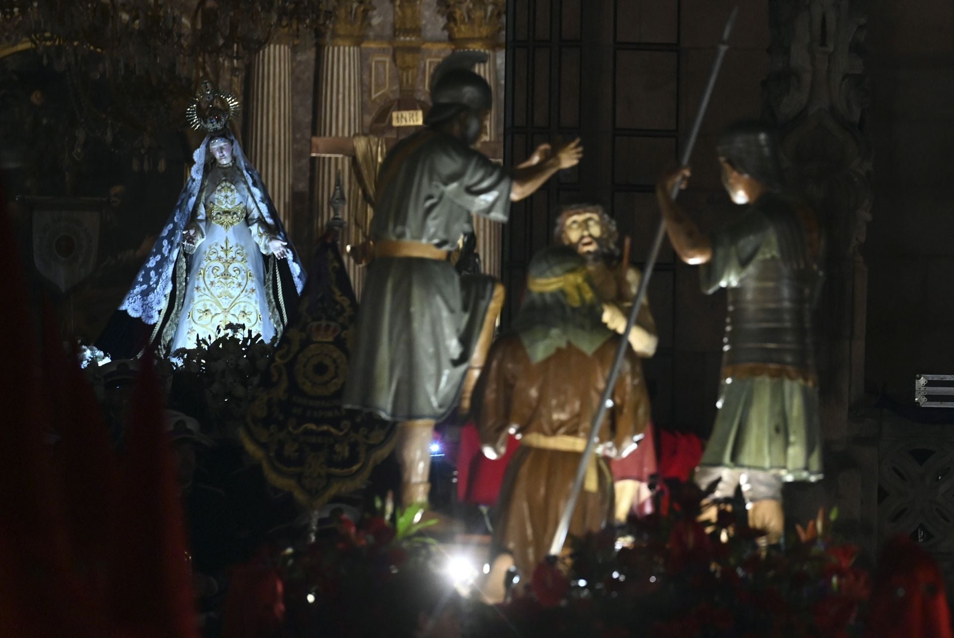 La Procesión del Santo Entierro de Burgos en imágenes