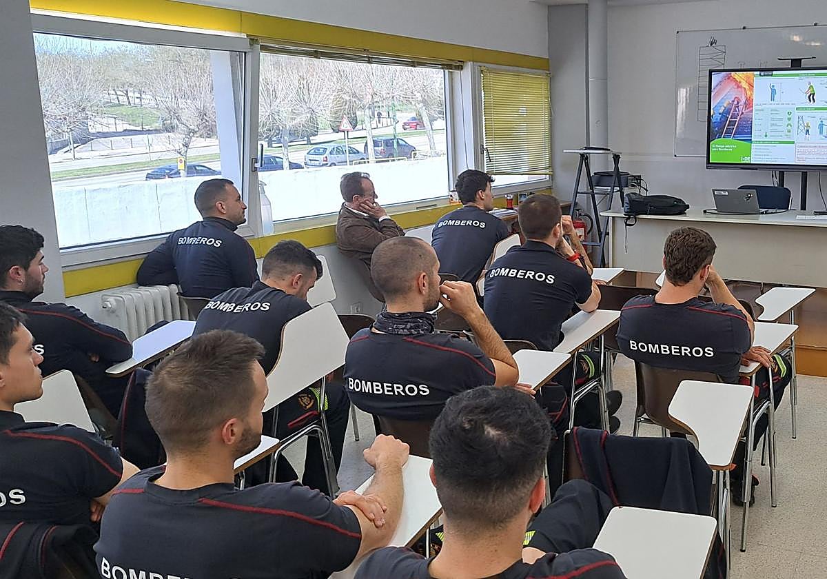 Bomberos de Burgos y Aranda reciben la formación.