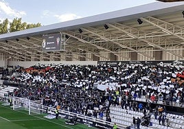 Afición del Burgos CF, en El Plantío.