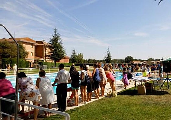 Foto de archivo de las piscinas de Lerma, en Burgos.
