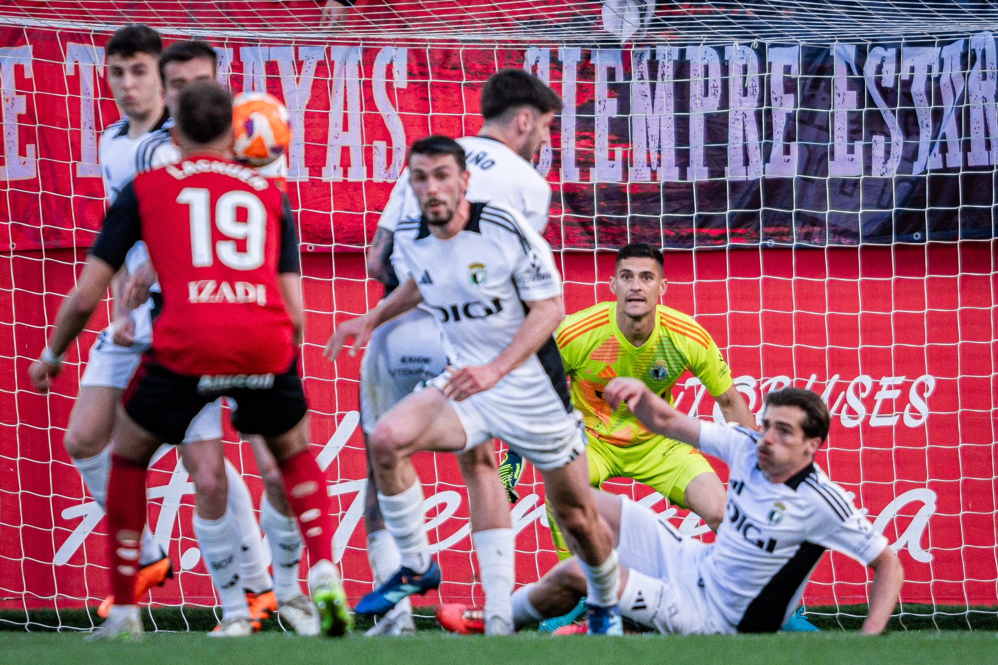 La derrota del Burgos CF en el derbi, en imágenes
