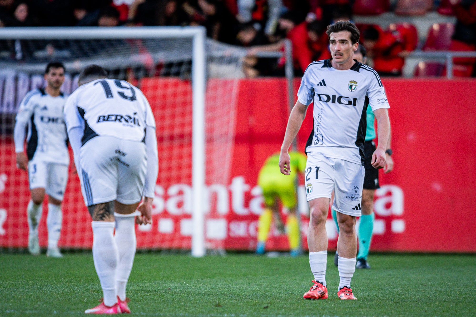 La derrota del Burgos CF en el derbi, en imágenes