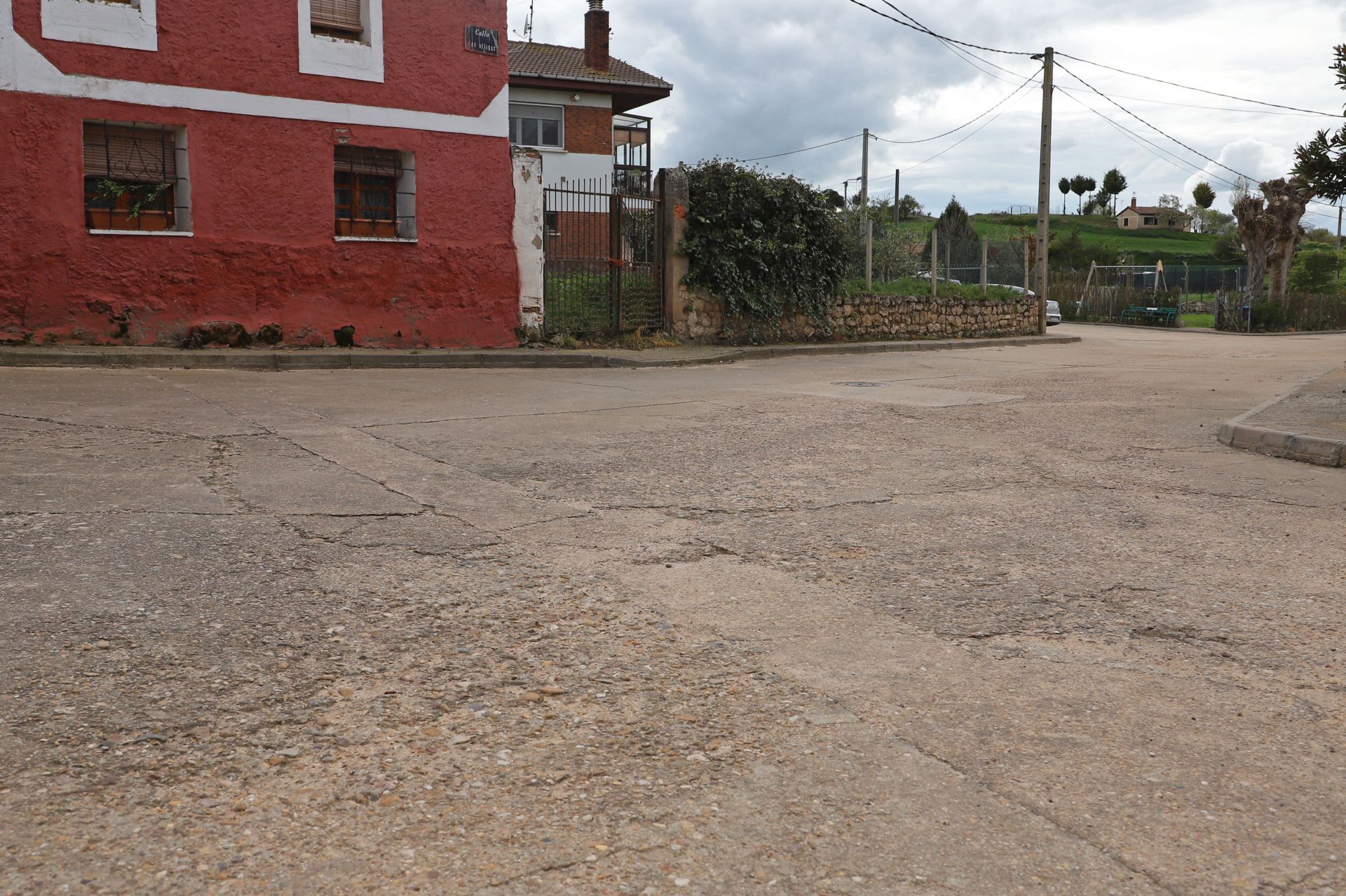 El mal estado de las calles de Villanueva Matamala, en imágenes