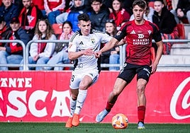 Curro Sánchez, en el partido del pasado fin de semana en Anduva.