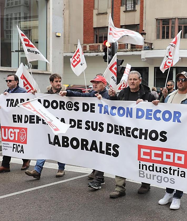 Imagen secundaria 2 - Las 37,5 horas y la defensa de los derechos conquistados centran el 1 de Mayo en Burgos