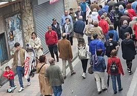 Unas doscientas personas participaron en la marcha
