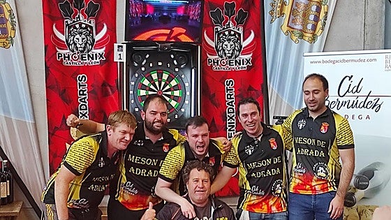 El equipo de dardos de un pueblo de Burgos que ha ganado el campeonato de Castilla y León