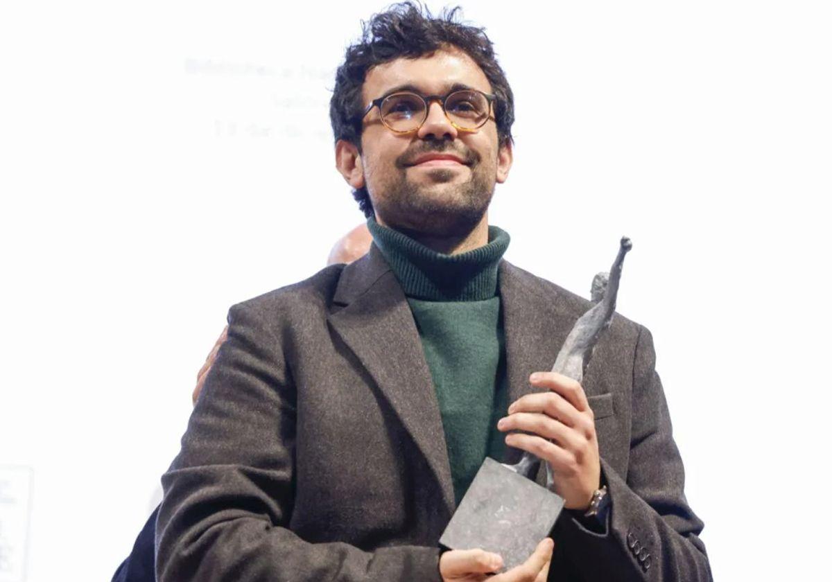 El poeta Juan Herrero presenta en Burgos su libro, premio Adonáis de poesía
